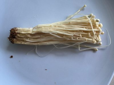 Jamur enoki 1/2