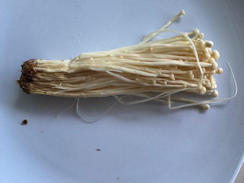 Jamur enoki 1/2